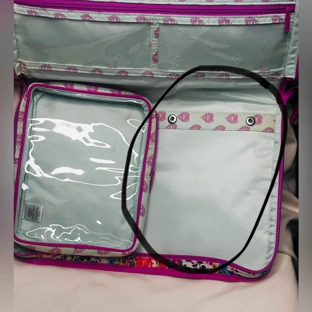 Vera Bradley Jewelry Hanging Organizer - Picture 6 of 6